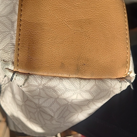 Rosetti Tan And Cream Faux Leather Shoulder Bag - Picture 7 of 10